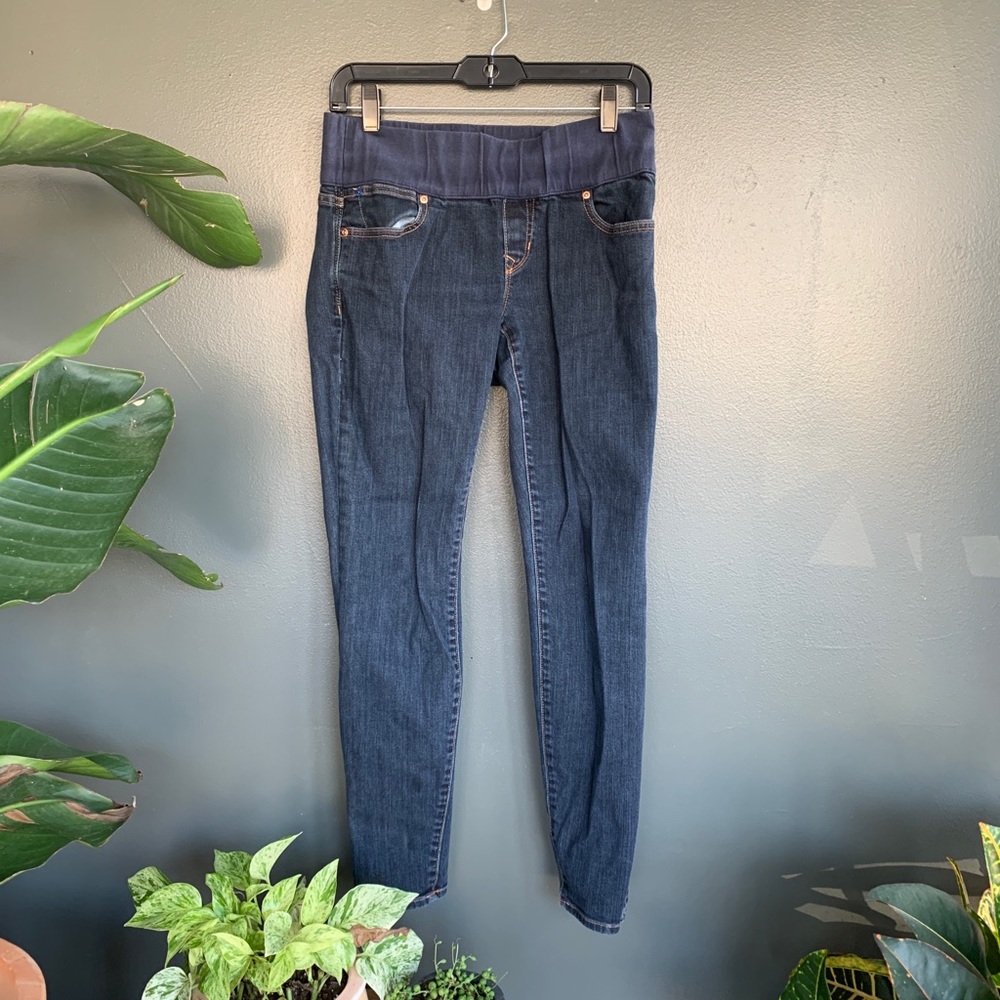 Gap Skinny maternity